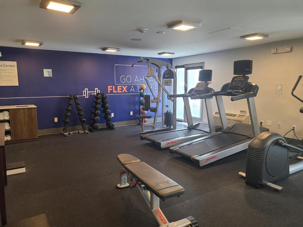 Holiday Inn Express Fort Lauderdale North - Executive Airport By Ihg Kültér fotó