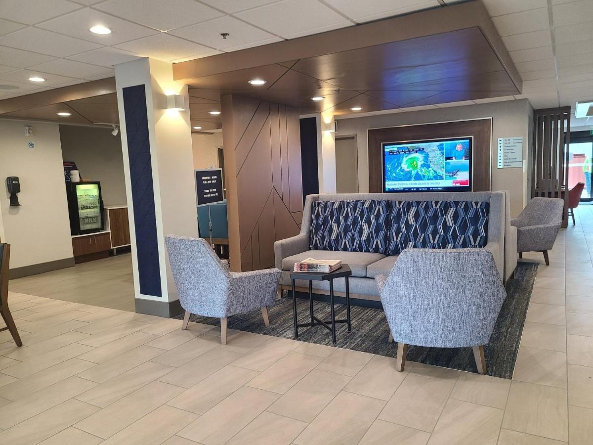 Holiday Inn Express Fort Lauderdale North - Executive Airport By Ihg Kültér fotó
